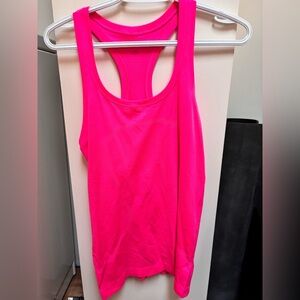 Hot pink Lululemon Swiftly Tech